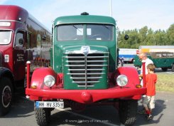 Büssing-NAG 4500A Pritsche 1943