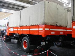 B&uuml;ssing 8000S Pritsche 1952