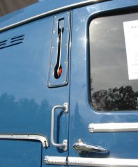 B&uuml;ssing 6000S Pritsche mit tiefem Fahrerhaus 1953