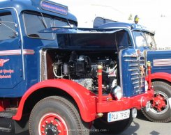 B&uuml;ssing 6000S Pritsche mit Fernfahrerfahrerhaus 1954