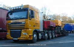 DAF XF 105.510 Schwerlast-Sattelzugmaschine mit Tieflader und Liebherr 934 2005-2007