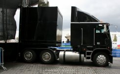Freightliner FLA 6x4 Sattelzugmaschine ?