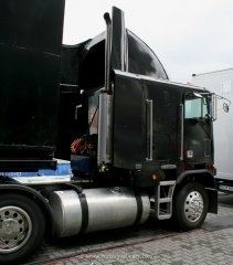Freightliner FLA 6x4 Sattelzugmaschine ?