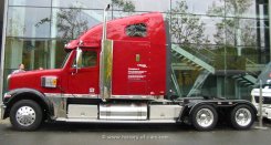 Freightliner Coronado 6x4 Sattelzugmaschine 2004