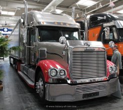 Freightliner Coronado 6x4 Sattelzugmaschine 2006