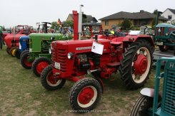 IHC McCormick D324 1956-1962