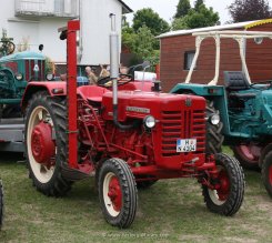 IHC McCormick D324 1956-1962