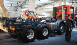 Iveco Trakker 410T44 8x4 Fahrgestell 2004