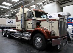 Kenworth T800 Flat Top Sattelzugmaschine 1983