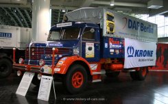 Krupp L8 M4 Mustang Pritsche 1957