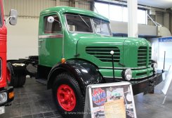 Krupp K80 M4 Mustang Sattelzugmaschine 1958