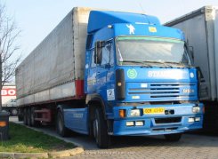 &Scaron;koda-LIAZ 18.33 4x2 Sattelzugmaschine 1992-2003