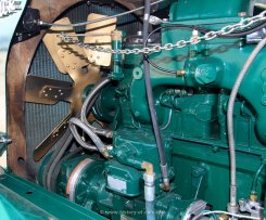 Mack LT 2D 2W 6x4 Sattelzugmaschine 1950