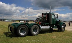 Mack LT 2D 2W 6x4 Sattelzugmaschine 1950