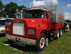 Mack R-600 ex-Sattelzugmaschine 1965-1990