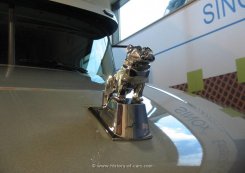 Mack Vision CX Sattelzugmaschine 2000-2005