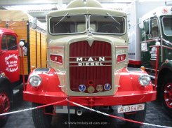 MAN 750 L1S Sattelzugmaschine mit Silo-Auflieger 1960