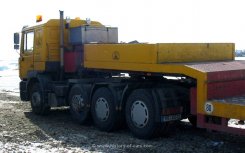 MAN F2000 Evo 27.464 8x4/4 Schwerlast-Sattelzugmaschine Kronschnabel 1998-2000