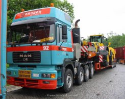 MAN F2000 Evo 41.464 8x4/4 Schwerlast-Sattelzugmaschine Gruber Logistics 1998-2000