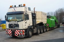 MAN F2000Evo 41.603 8x4/4 Schwerlast-Sattelzugmaschine Schenker 1998- ca. 1999