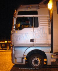 MAN TGA XXL 4x2 Pritsche 2000-2002