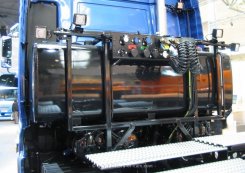 MAN TGA 41.530 XXL 8x4/4 Schwerlast-Sattelzugmaschine 2004