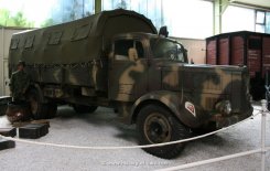 Mercedes-Benz L4500S Pritsche 1943