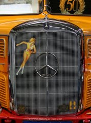 Mercedes-Benz L315 (O6600) Möbelkoffer 1955