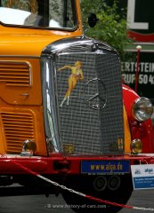 Mercedes-Benz L315 (O6600) Möbelkoffer 1955