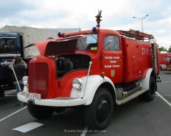 Mercedes-Benz LAF311 TLF16T Feuerwehr 1957