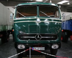 Mercedes-Benz LP334 Pritsche 1963