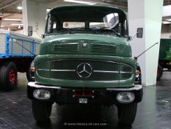 Mercedes-Benz LAK1624 4x4 Kipper 1971
