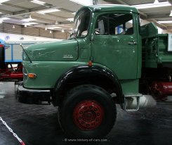 Mercedes-Benz LAK1624 4x4 Kipper 1971