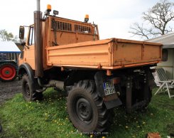 Mercedes-Benz Unimog 424 U1000 Pritsche 1981