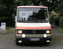 Mercedes-Benz T2 508D Krankenwagen lang flach ca. 1989-1996