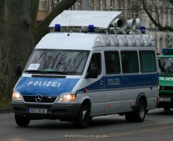 Mercedes-Benz Sprinter 416CDI Bus Polizei langer Radstand 2002-2006