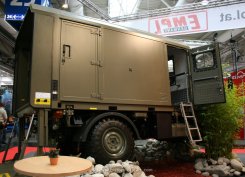 Mercedes-Benz Unimog 437.4 U4000 Koffer Bundeswehr "Lkw 2t tmil gl" 2008