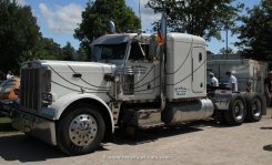 Peterbilt 359 6x4 Sattelzugmaschine 1967-1987