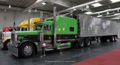 Peterbilt 379-127 EXHD 6x4 Sattelzugmaschine 2005