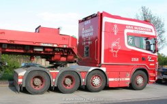 Scania 164L 580 Longline 8x4/4 Schwerlast-Sattelzugmaschine GIVE 2003-2004