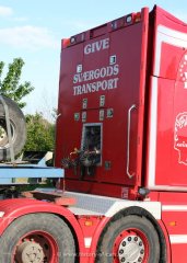 Scania 164L 580 Longline 8x4/4 Schwerlast-Sattelzugmaschine GIVE 2003-2004