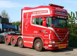 Scania 164L 580 Longline 8x4/4 Schwerlast-Sattelzugmaschine GIVE 2003-2004