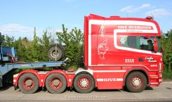 Scania 164L 580 Longline 8x4/4 Schwerlast-Sattelzugmaschine GIVE 2003-2004