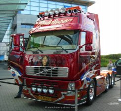 Volvo FH12 6x2/4 Sattelzugmaschine Guldager "Dream Catcher" 2004