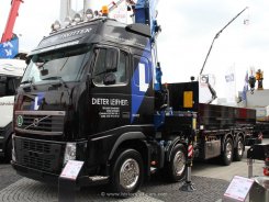 Volvo FH 540 8x4/4 Pritsche mit Ladekran 2012