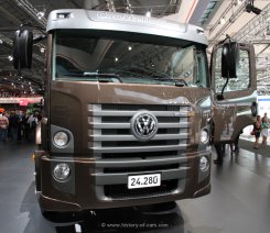 VW Constellation 24.280 8x2 Fahrgestell 2014