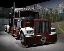 Western Star 4900EX 6x4 Sattelzugmaschine "Leather Truck" 2012