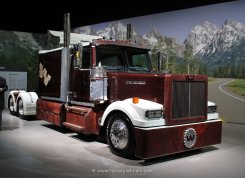 Western Star 4900EX 6x4 Sattelzugmaschine "Leather Truck" 2012